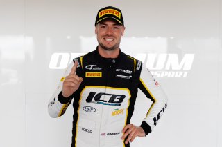 #59 - George Gamble - Optimum Motorsport - McLaren Artura GT4 | SRO / JEP