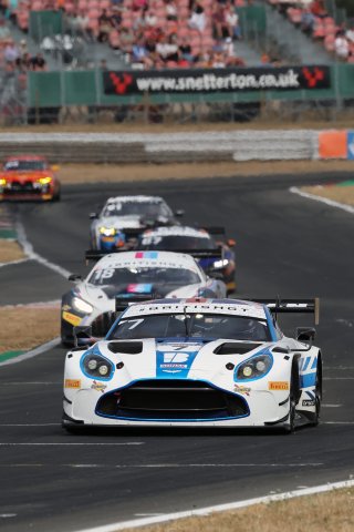 #7 - Andrew Howard / Ross Gunn - Beechdean Motorsport Ltd - Aston Martin Vantage AMR GT3 Evo | SRO / JEP