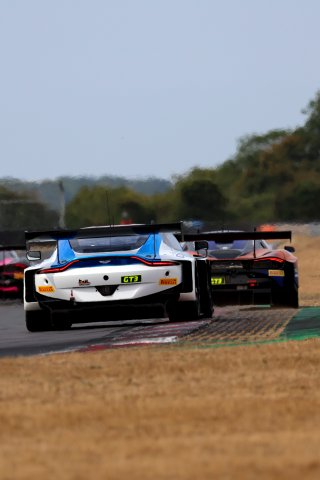 #7 - Andrew Howard / Ross Gunn - Beechdean Motorsport Ltd - Aston Martin Vantage AMR GT3 Evo | SRO / JEP