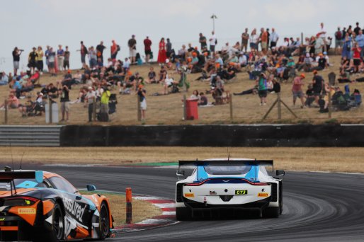 #7 - Andrew Howard / Ross Gunn - Beechdean Motorsport Ltd - Aston Martin Vantage AMR GT3 Evo | SRO / JEP