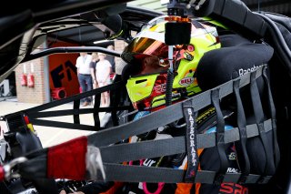#77 - Ben Barnicoat - Optimum Motorsport - McLaren 720S GT3 Evo | SRO / JEP
