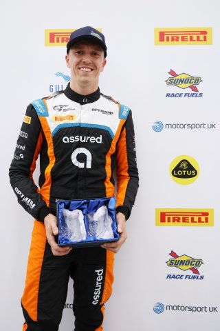 #77 - Ben Barnicoat - Optimum Motorsport - McLaren 720S GT3 Evo | SRO / JEP
