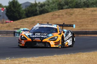 #77 - Morgan Tillbrook / Ben Barnicoat - Optimum Motorsport - McLaren 720S GT3 Evo | SRO / JEP
