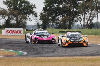 #77 - Morgan Tillbrook / Ben Barnicoat - Optimum Motorsport - McLaren 720S GT3 Evo | SRO / JEP