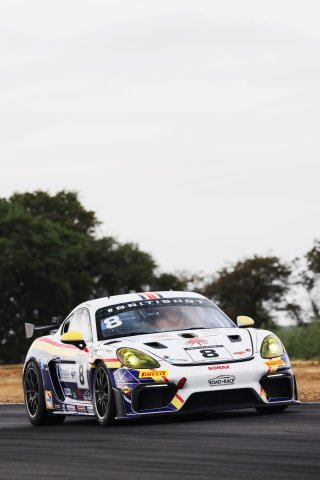 #8 - Ian Duggan / Tom Bradshaw - Toro Verde GT - Porsche 718 Cayman GT4 RS CS | SRO / JEP