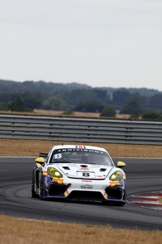 #8 - Ian Duggan / Tom Bradshaw - Toro Verde GT - Porsche 718 Cayman GT4 RS CS | SRO / JEP