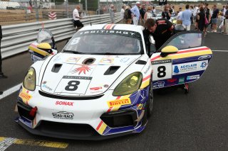 #8 - Ian Duggan / Tom Bradshaw - Toro Verde GT - Porsche 718 Cayman GT4 RS CS | SRO / JEP