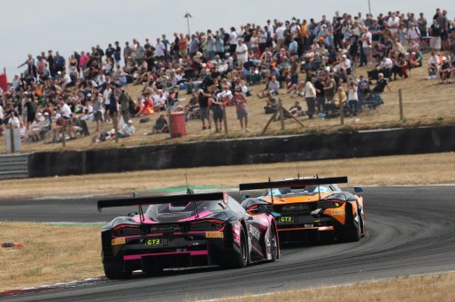 #9 - Mark Smith / Martin Plowman - Paddock Motorsport - McLaren 720S GT3 Evo | SRO / JEP