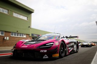 #9 - Mark Smith / Martin Plowman - Paddock Motorsport - McLaren 720S GT3 Evo | SRO / JEP
