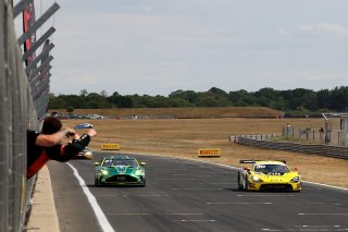 #90 - Marc Warren / Jack Brown - Optimum Motorsport - McLaren 720S GT3 Evo | SRO / JEP