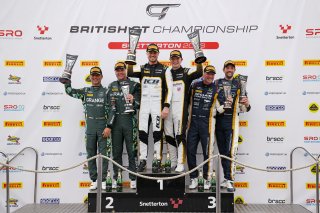 Race 2 GT4 Overall Podium | SRO / JEP