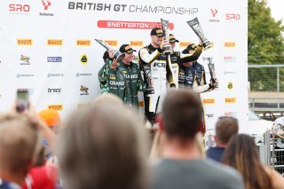 Race 2 GT4 Overall Podium | SRO / JEP
