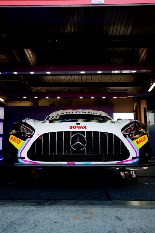 #18 - 2 Seas Motorsport - Kevin TSE - Chris LULHAM - Mercedes-AMG GT3 EVO | SRO / JEP
