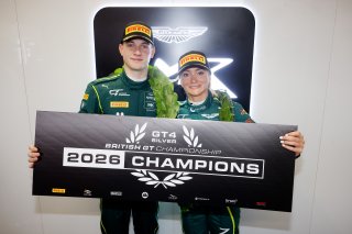 #21 - MK Racing - Will ORTON - Jessica HAWKINS - Aston Martin Vantage AMR GT4 EVO | SRO / JEP