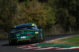 #21 - MK Racing - Will ORTON - Jessica HAWKINS - Aston Martin Vantage AMR GT4 EVO | SRO / JEP