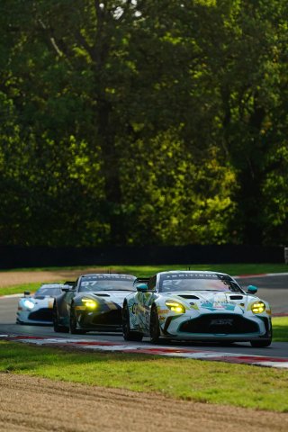 #27 - Grange Racing with FSR - Daniel LAVERY - Darren TURNER - Aston Martin Vantage AMR GT4 EVO | SRO / JEP