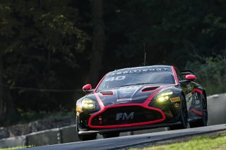 #40 - Townsend Racing powered by Fox Motorsport - James TOWNSEND - Aston Martin Vantage AMR GT4 EVO | SRO / JEP