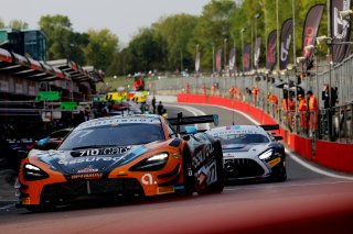 #77 - Optimum Motorsport - Morgan TILLBROOK - Ben BARNICOAT - McLaren 720S GT3 EVO | SRO / JEP