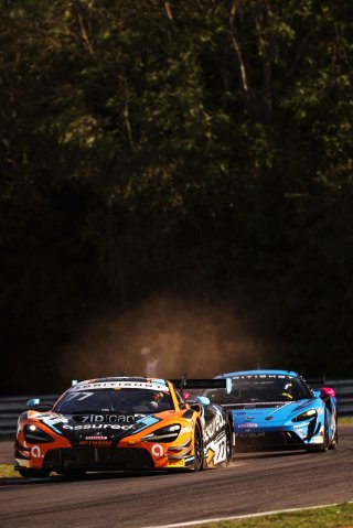 #77 - Optimum Motorsport - Morgan TILLBROOK - Ben BARNICOAT - McLaren 720S GT3 EVO | SRO / JEP