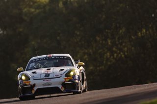#8 - Toro Verde GT - Ian DUGGAN - Tom BRADSHAW - Porsche 718 Cayman GT4 RS CS | SRO / JEP