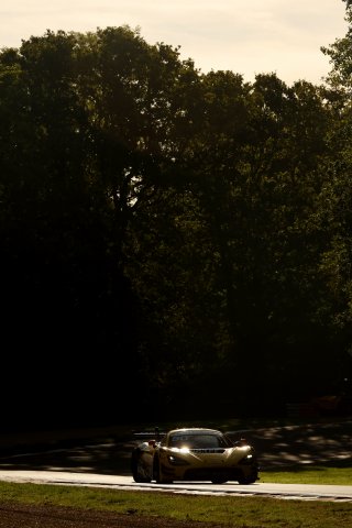 #90 - Optimum Motorsport - Marc WARREN - Jack BROWN - McLaren 720S GT3 EVO | SRO / JEP