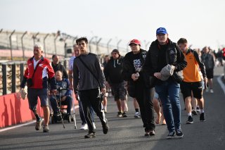 Fans at Brands Hatch | SRO / JEP