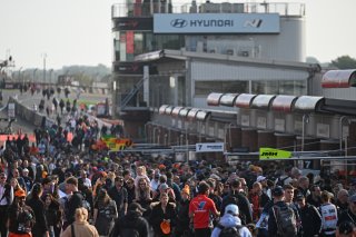 Fans at Brands Hatch | SRO / JEP