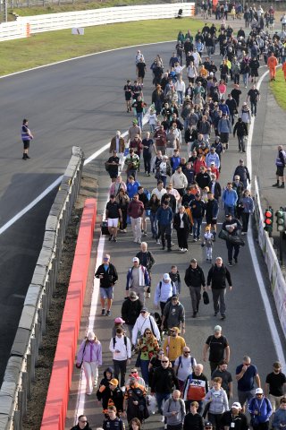 Fans at Brands Hatch | SRO / JEP