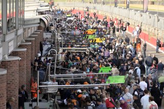 Fans at Brands Hatch | SRO / JEP