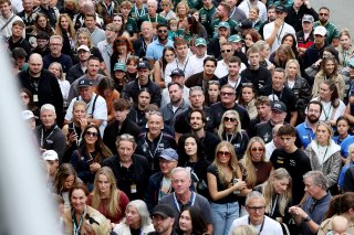 Crowds at the Podium | SRO / JEP