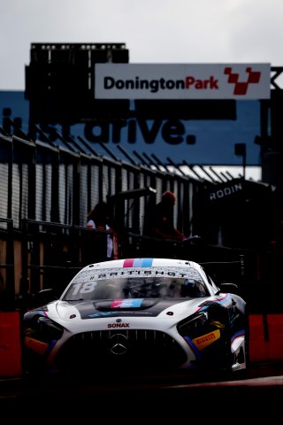 #18 - Kevin Tse / Chris Lulham - 2 Seas Motorsport - Mercedes-AMG GT3 Evo | SRO / JEP