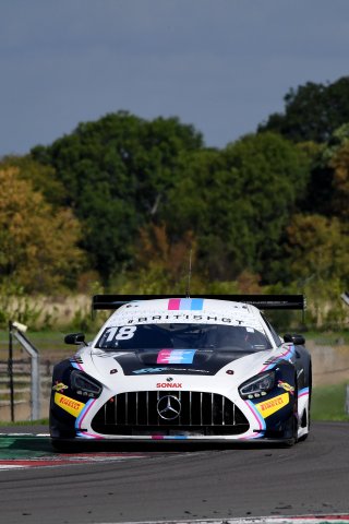 #18 - Kevin Tse / Chris Lulham - 2 Seas Motorsport - Mercedes-AMG GT3 Evo | SRO / JEP