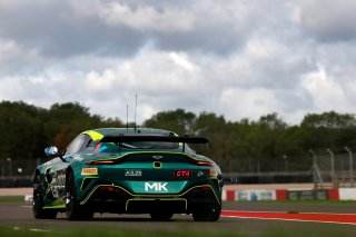 #21 - Will Orton / Jessica Hawkins - MK Racing - Aston Martin Vantage AMR GT4 Evo | SRO / JEP