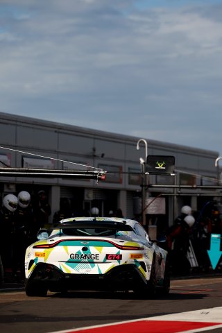 #27 - Daniel Lavery / Darren Turner - Grange Racing with FSR - Aston Martin Vantage AMR GT4 Evo | SRO / JEP