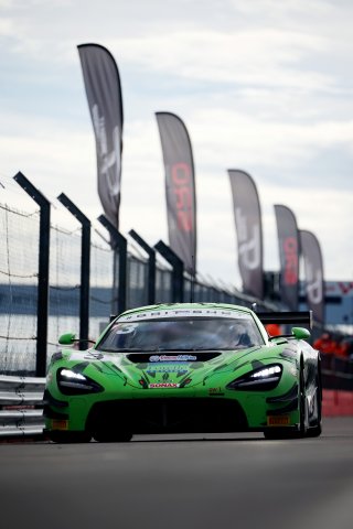 #3 - Mike Price / Callum Macleod - Optimum Motorsport - McLaren 720S GT3 Evo | SRO / JEP