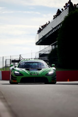#3 - Mike Price / Callum Macleod - Optimum Motorsport - McLaren 720S GT3 Evo | SRO / JEP
