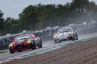 #40 - James Townsend / Joe Wheeler - Townsend Racing powered by Fox Motorsport - Aston Martin Vantage AMR GT4 Evo | SRO / JEP