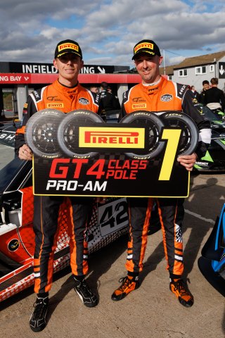 #42 - Luke Shaw / Jack Mitchell - Toro Verde GT - Ginetta G56 GT4 Evo | SRO / JEP