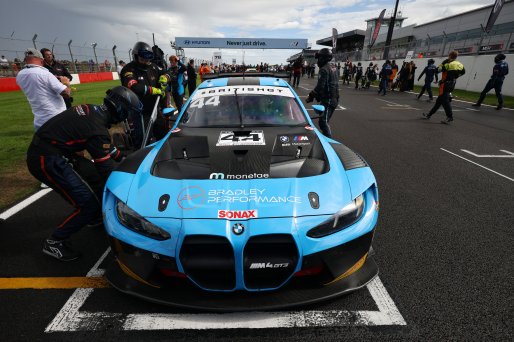 #44 - Jonathon Beeson / Charles Clark - Century Motorsport - BMW M4 GT3 Evo | SRO / JEP