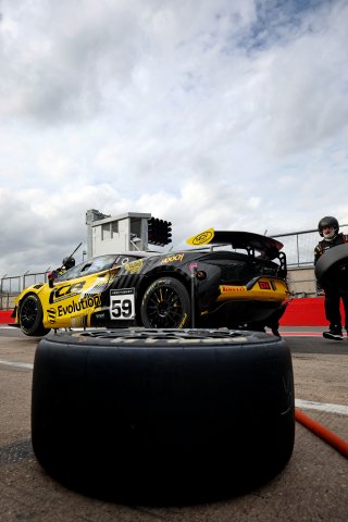 #59 - Josh Stanton / George Gamble - Optimum Motorsport - McLaren Artura GT4 | SRO / JEP