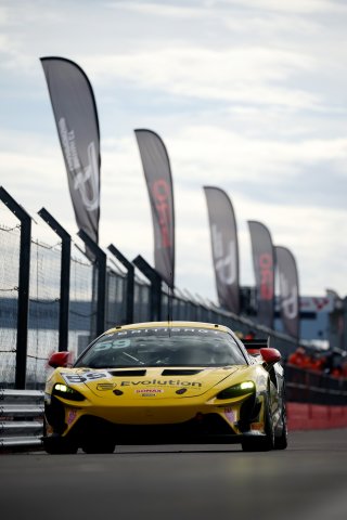 #59 - Josh Stanton / George Gamble - Optimum Motorsport - McLaren Artura GT4 | SRO / JEP