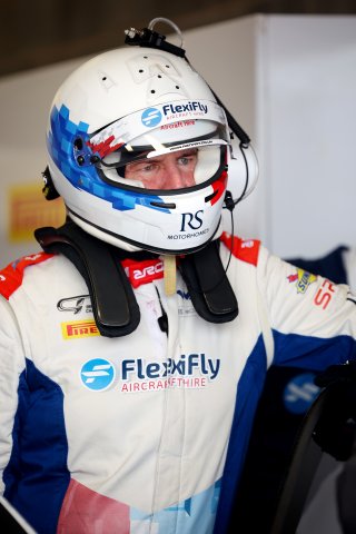 #61 - Ernie Graham - WSR Flexifly - BMW M4 GT4 Evo | SRO / JEP