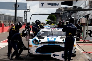 #7 - Andrew Howard / Ross Gunn - Beechdean Motorsport Ltd - Aston Martin Vantage AMR GT3 Evo | SRO / JEP