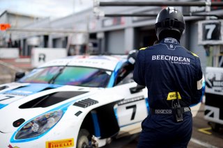 #7 - Andrew Howard / Ross Gunn - Beechdean Motorsport Ltd - Aston Martin Vantage AMR GT3 Evo | SRO / JEP