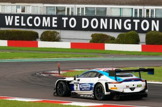 #7 - Andrew Howard / Ross Gunn - Beechdean Motorsport Ltd - Aston Martin Vantage AMR GT3 Evo | SRO / JEP