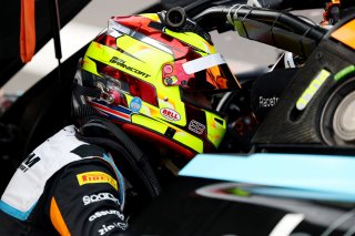 #77 - Ben Barnicoat - Optimum Motorsport - McLaren 720S GT3 Evo | SRO / JEP