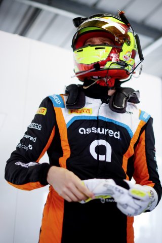 #77 - Ben Barnicoat - Optimum Motorsport - McLaren 720S GT3 Evo | SRO / JEP