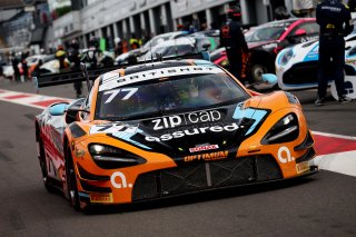 #77 - Morgan Tillbrook / Ben Barnicoat - Optimum Motorsport - McLaren 720S GT3 Evo | SRO / JEP
