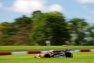 #77 - Morgan Tillbrook / Ben Barnicoat - Optimum Motorsport - McLaren 720S GT3 Evo | SRO / JEP