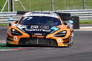 #77 - Morgan Tillbrook / Ben Barnicoat - Optimum Motorsport - McLaren 720S GT3 Evo | SRO / JEP